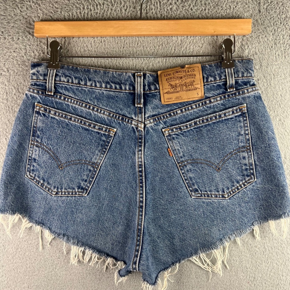 Levis 15961 Orange Tab Denim Shorts Medium Wash Raw Hem Cut Offs Size 14Short